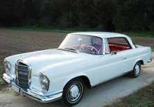 Mercedes 220